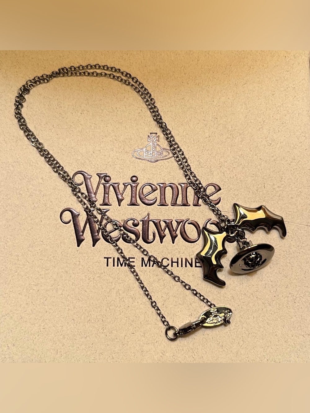 Vivienne Westwood Orb & Bat Pendant Necklace - Black